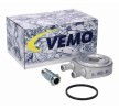 VEMO مبرد زيت المحرك مع الملحقات, مع حشية/مانع تسرب, بدون غطاء فلتر الزيت — Renault 21 (2)