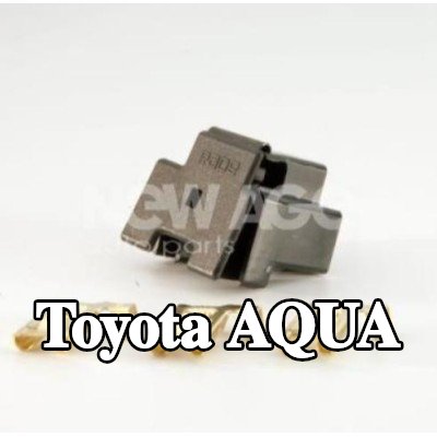 NEW AGE السدادة، المصباح الأمامي — Toyota Aqua
