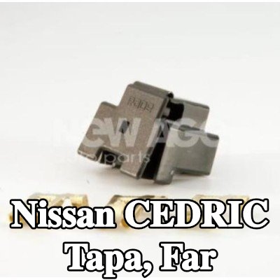 NEW AGE Tapa, far — Nissan Cedric