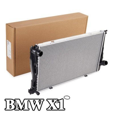 MAHLE مبرد المحرك مع براغي/مسامير, مع ملحقات — 2012 BMW X1