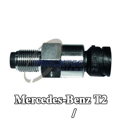 TRUCKTEC AUTOMOTIVE مستشعر السرعة / عدد الدورات في الدقيقة — Mercedes-Benz T2