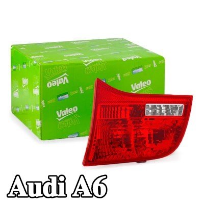 VALEO المصباح الخلفي قطعة أصلية, يمين, مع حامل لمبة, مع لمبات — 2004 Audi A6
